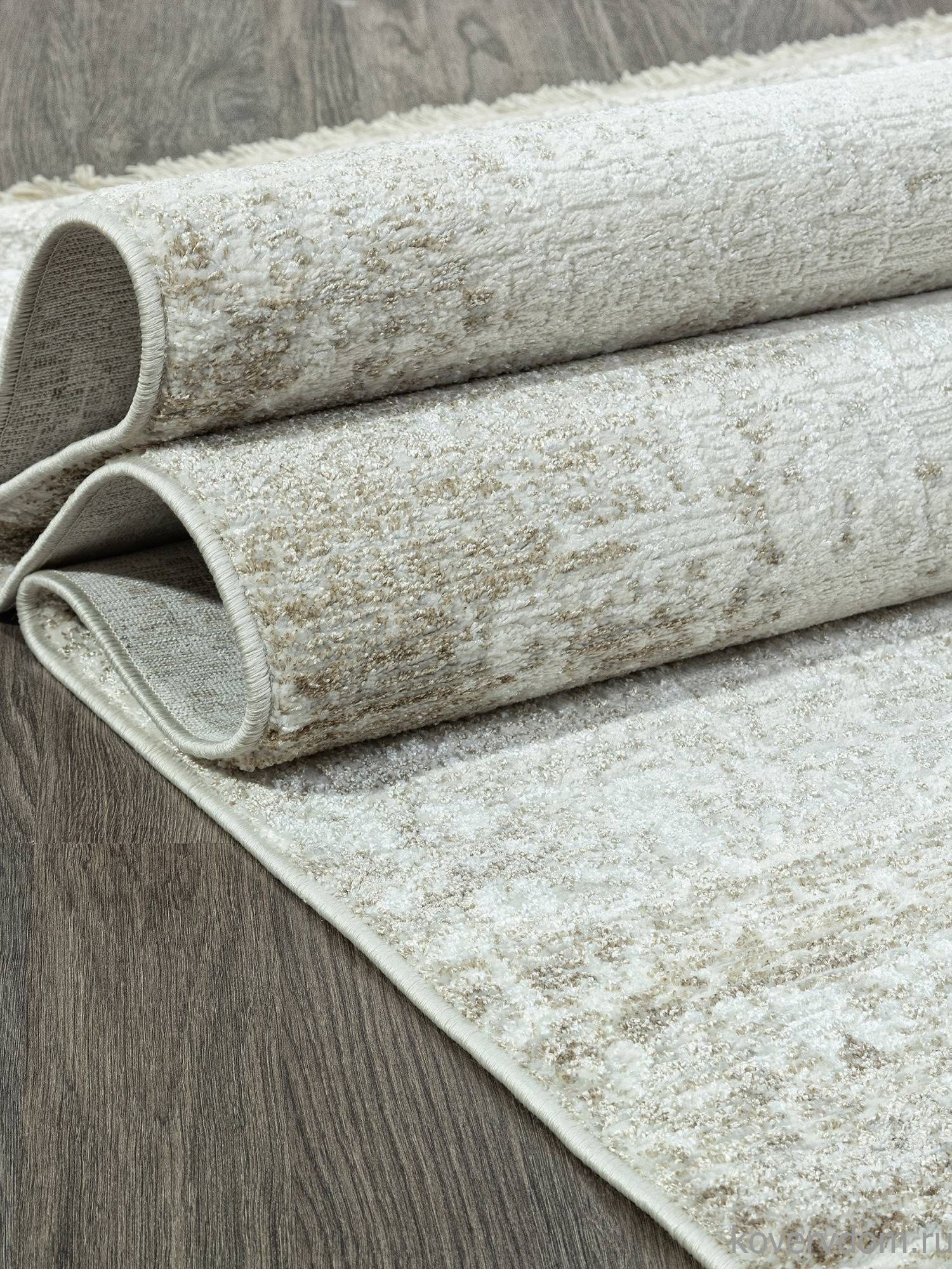 Ковер RUBI 26761A CREAM / CREAM Ковер RUBI 26761A CREAM / CREAM